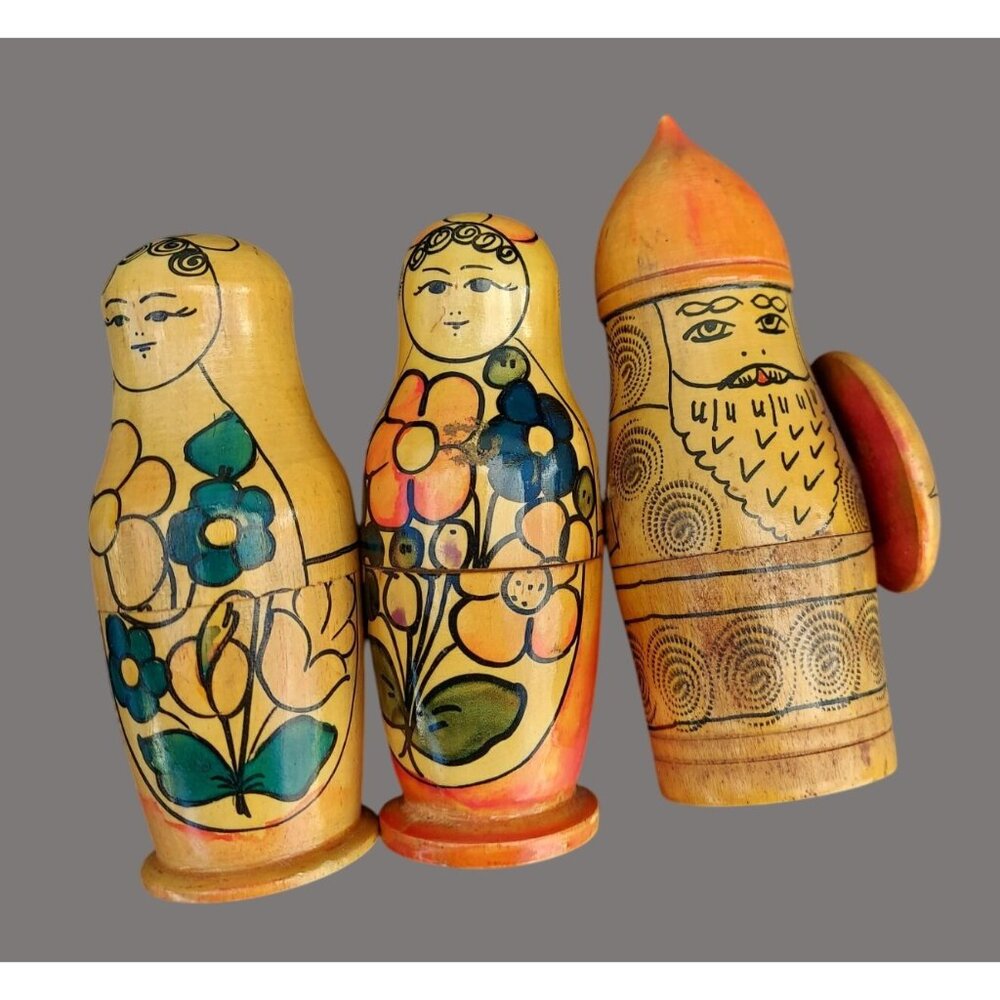 Vintage Hand-Painted Wooden Russian Nesting Dolls Set Of 3 D20 S